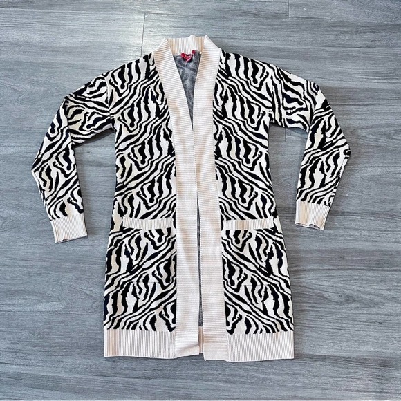 Guess Madam Zebra Printed Tan Thick Long Cardigan - Picture 3 of 16